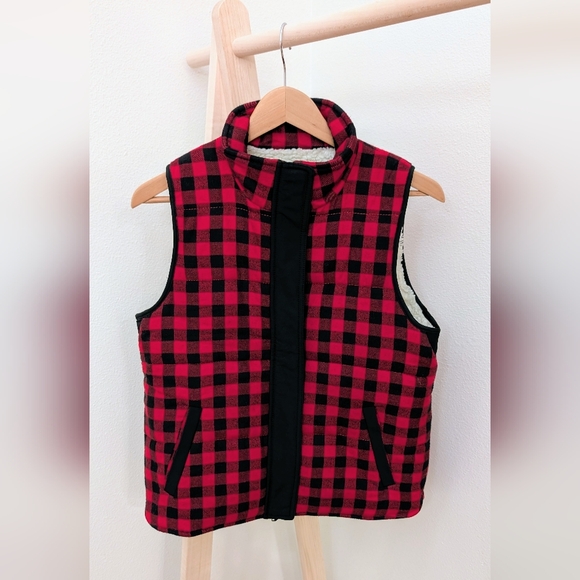 Madewell Jackets & Blazers - Madewell Buffalo Plaid Puffer Sherpa Lined Collared Vest In Red/Black